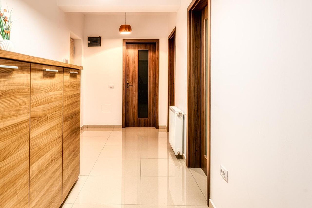 Nature Apartment - Minutes Away From The Old Town And Afi Mall Brašov Exteriér fotografie
